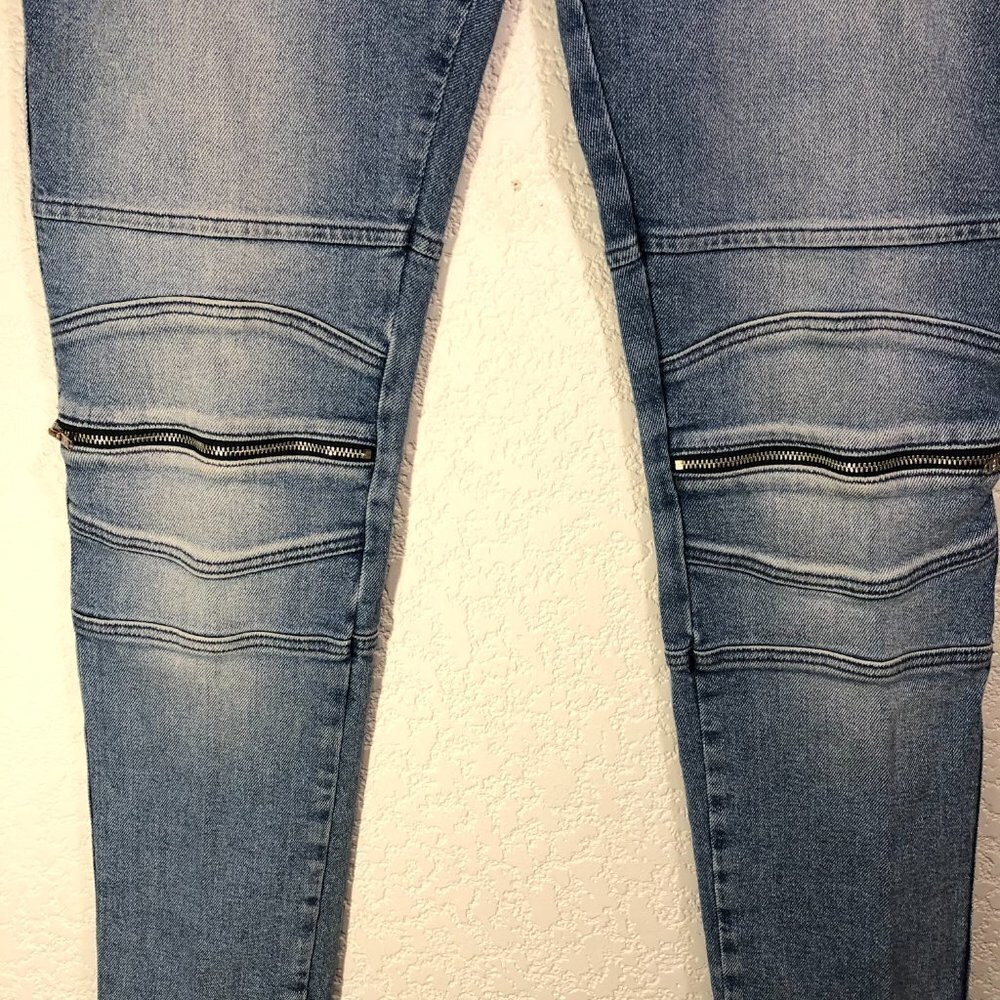 ASOS JEANS - Picture 2 of 6
